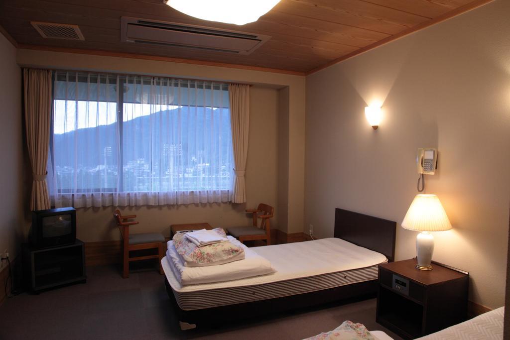 Kaze No Hibiki Hotel Nikko Bagian luar foto